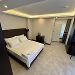 Visse Hotel 3*