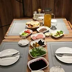 Visse 3* מודניה